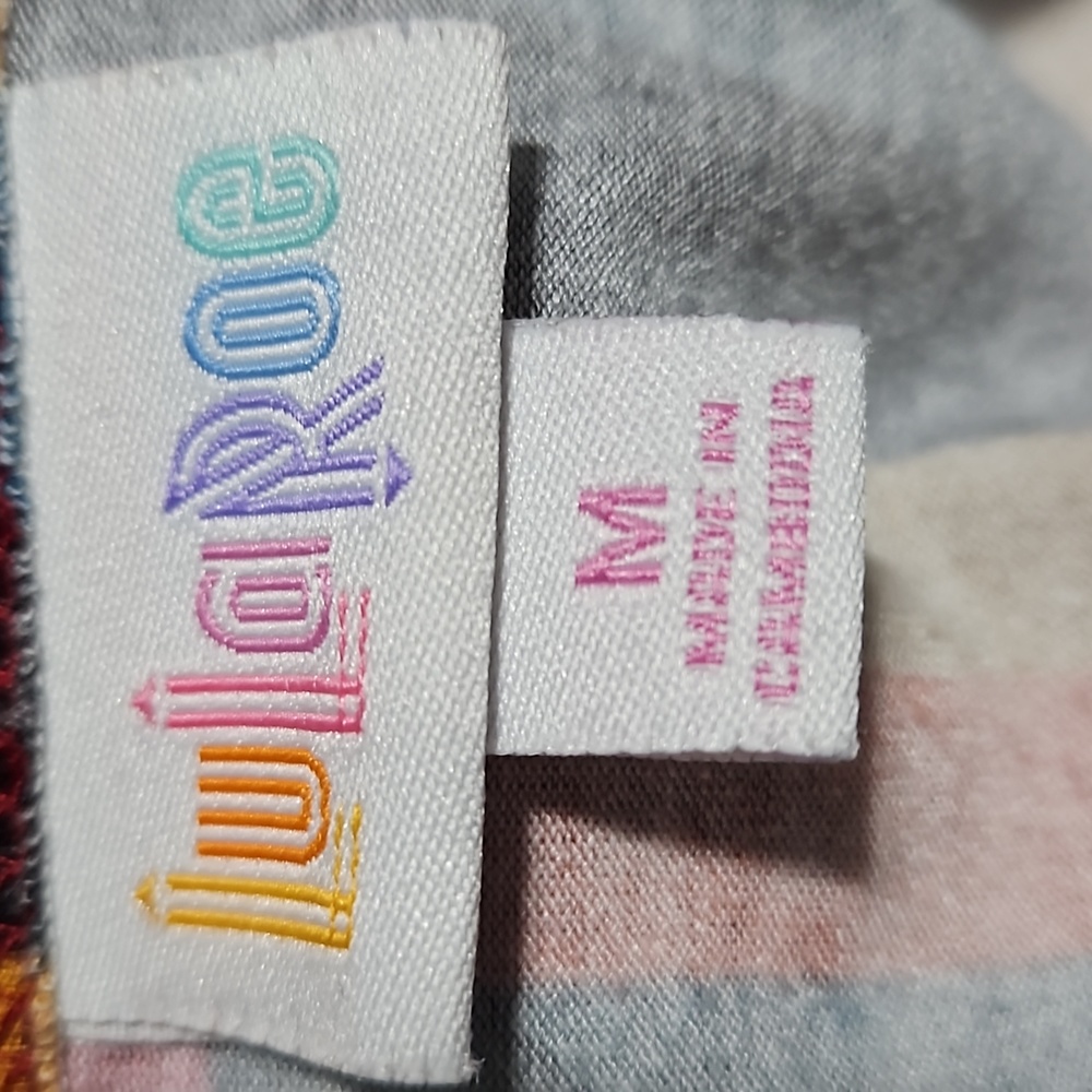 Irma- Medium - LuLaRoe - Picture 9 of 9